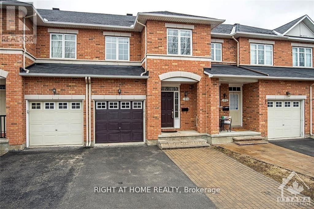 194 DEERCROFT AVENUE Image 1