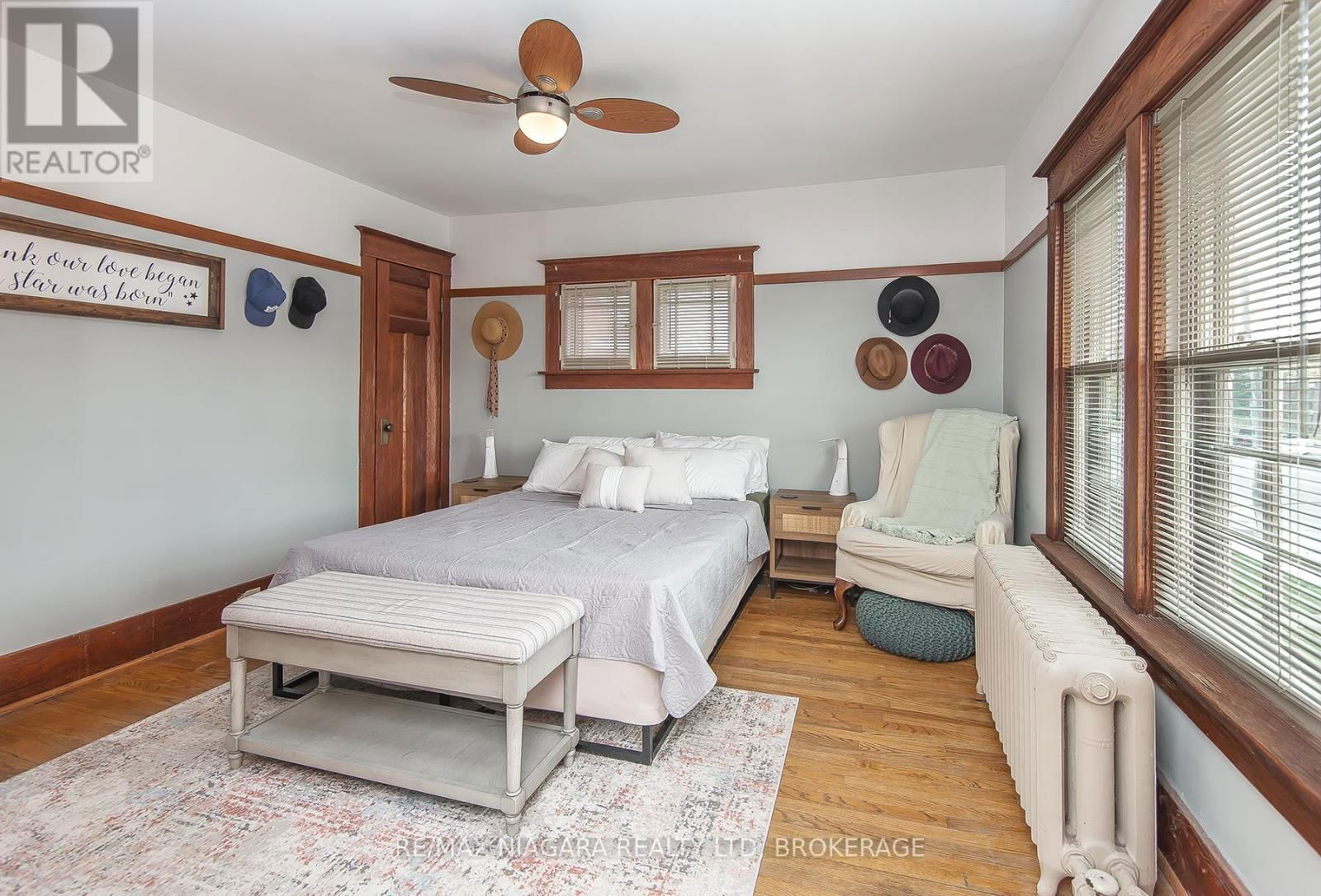 257 SUGARLOAF STREET Image 31