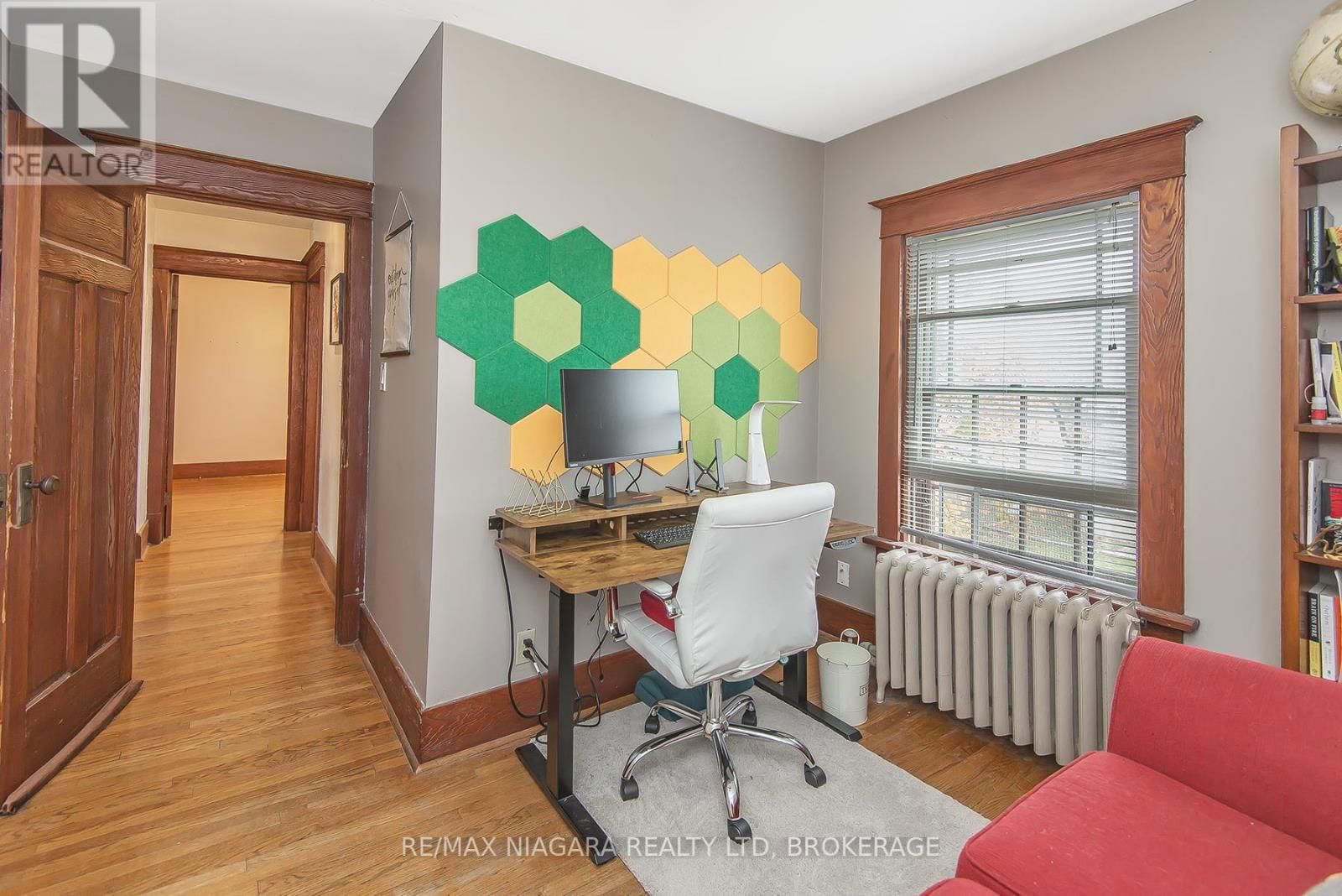257 SUGARLOAF STREET Image 37