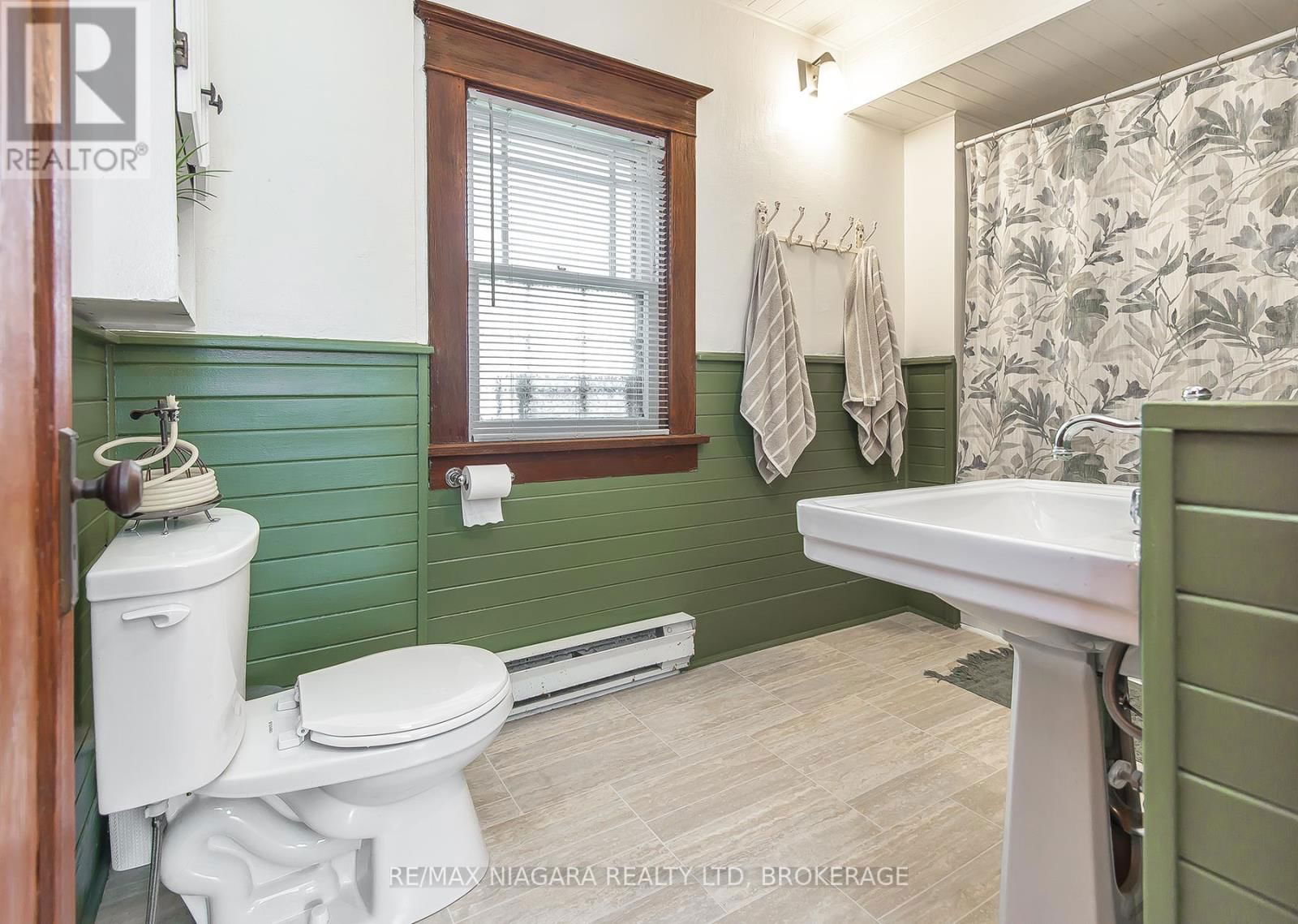 257 SUGARLOAF STREET Image 39