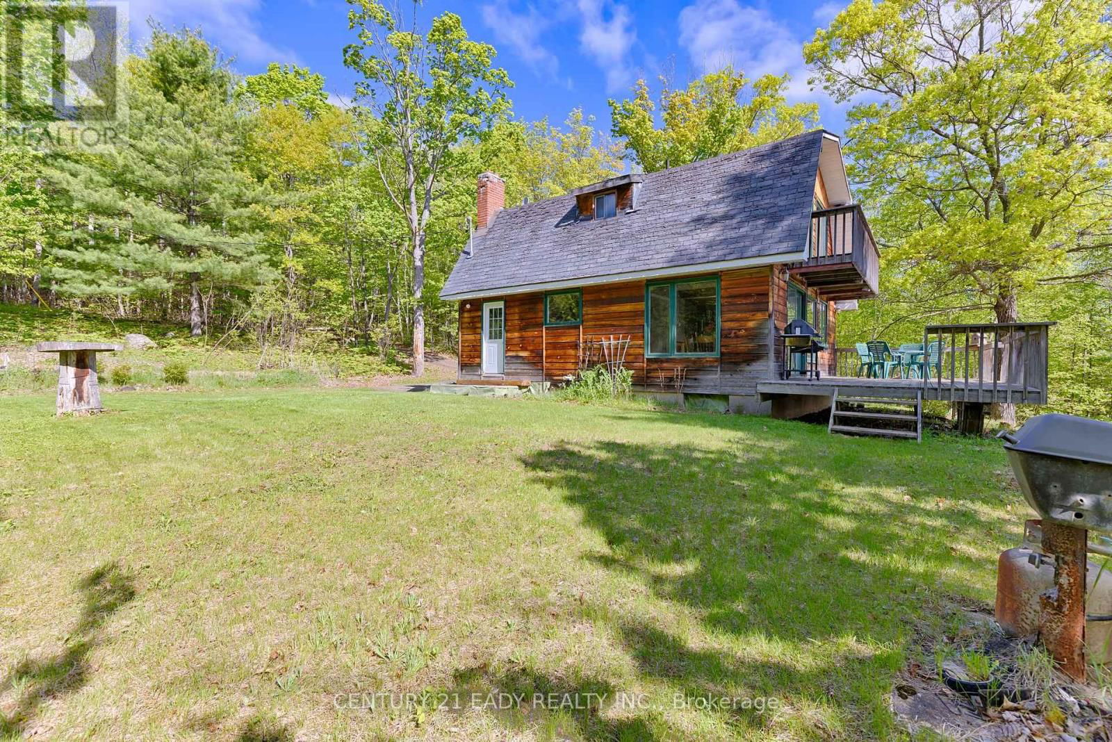 1044 BEACHS LANE Image 20