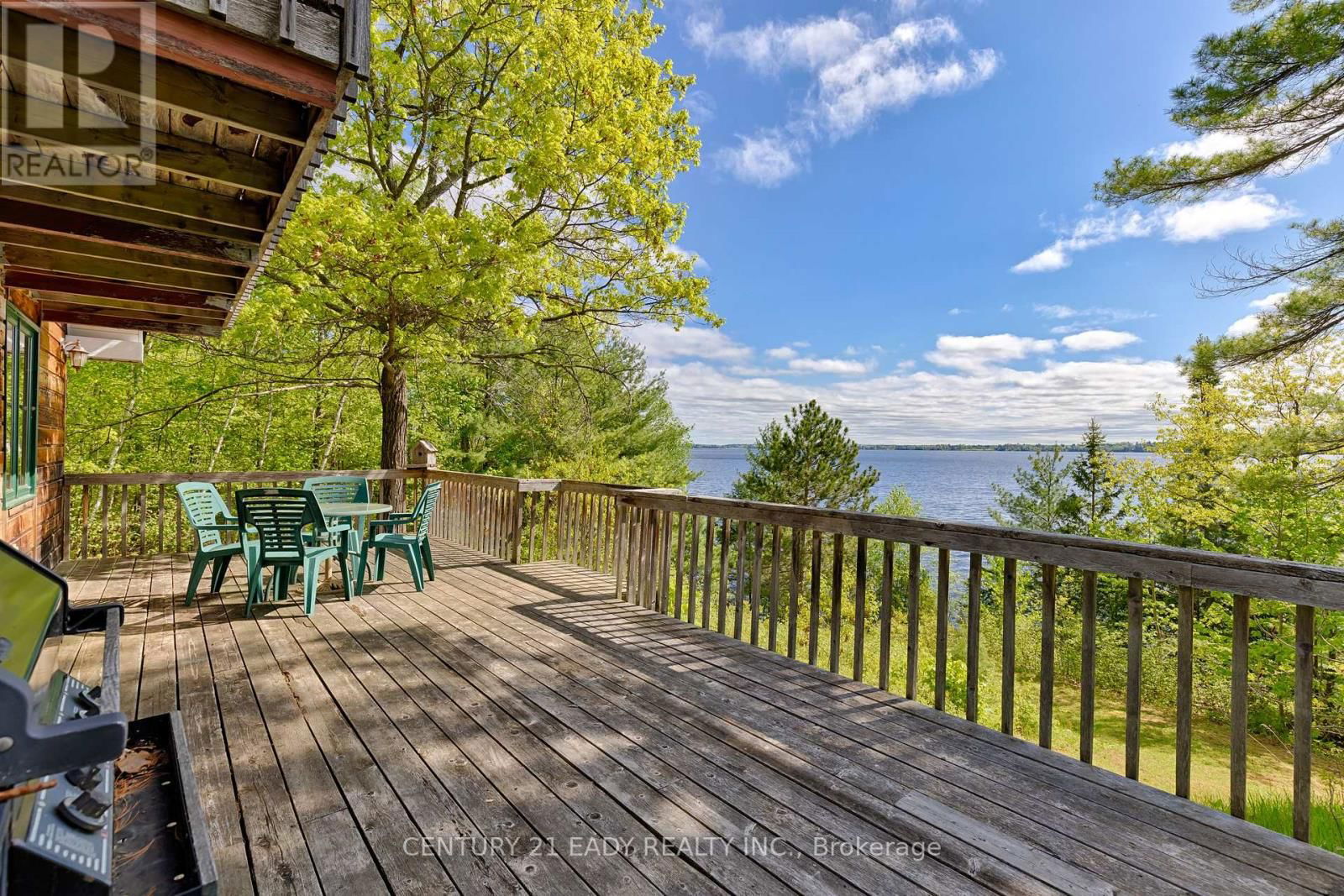 1044 BEACHS LANE Image 24