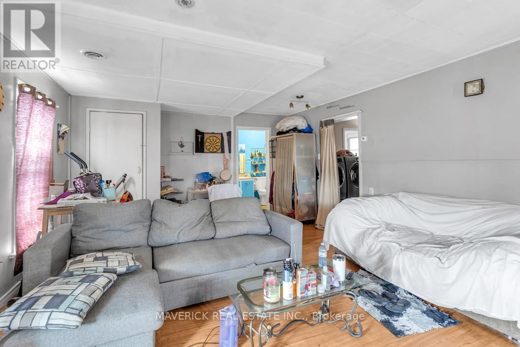 101 THAMES STREET NORTH Image 22