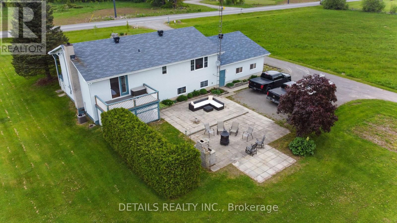 887 MACPHERSON ROAD Image 40