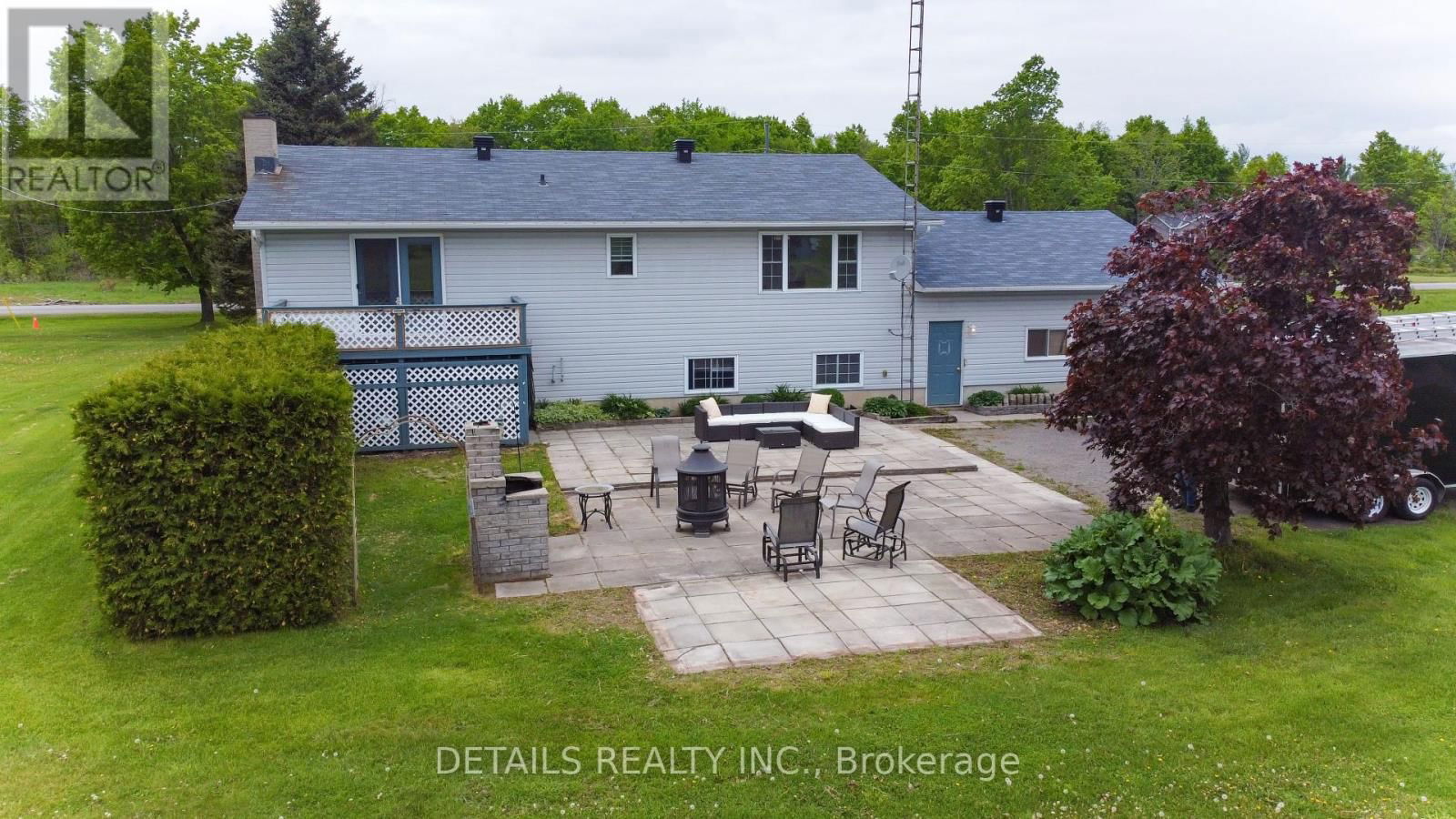 887 MACPHERSON ROAD Image 46