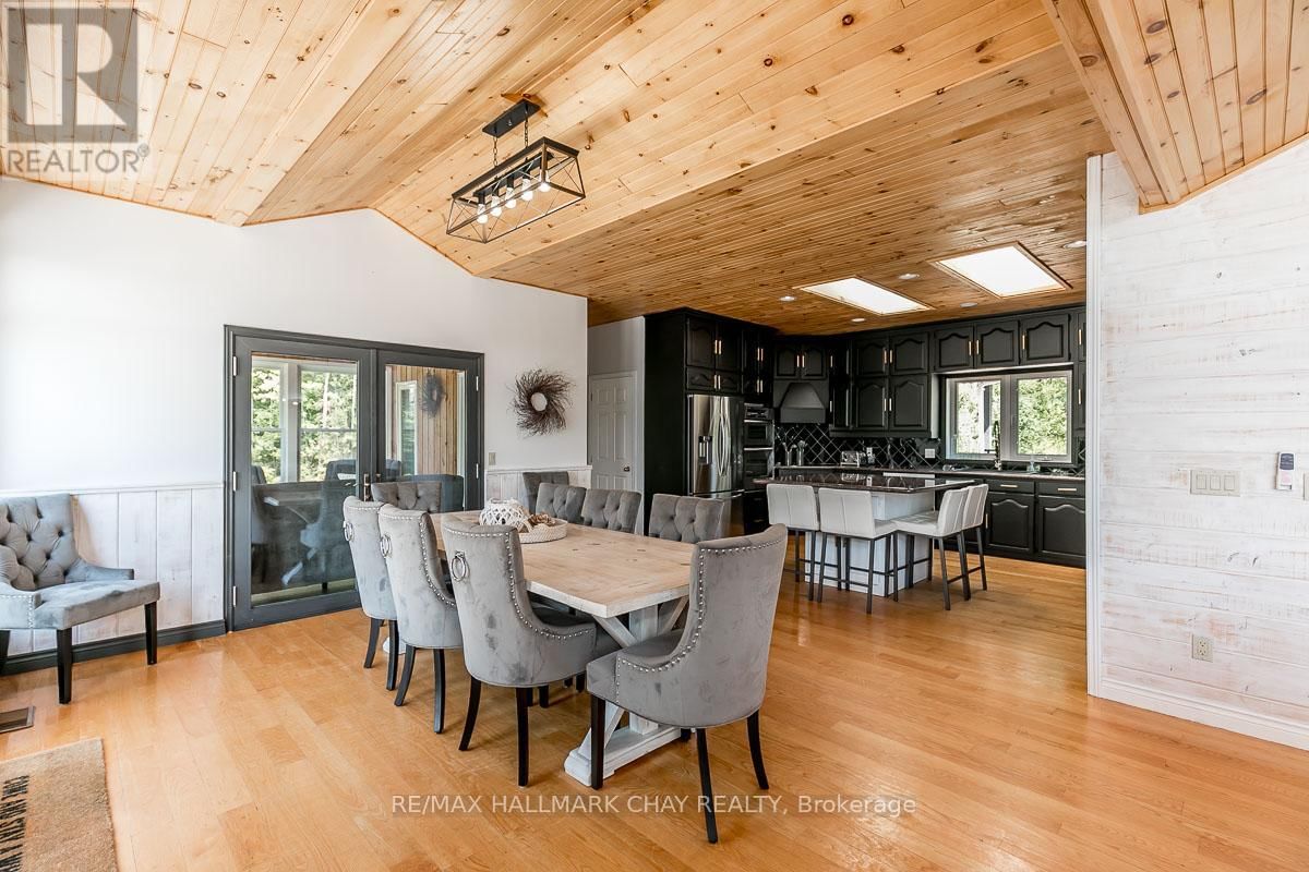2318 PICKEREL & JACK LAKE ROAD Image 24