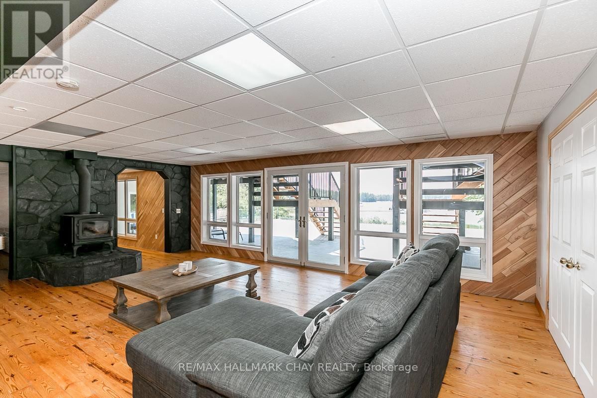 2318 PICKEREL & JACK LAKE ROAD Image 42