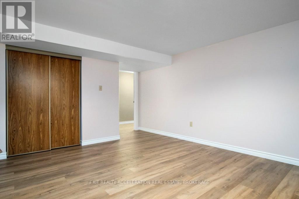 371 COUNTY RD 8 Image 32