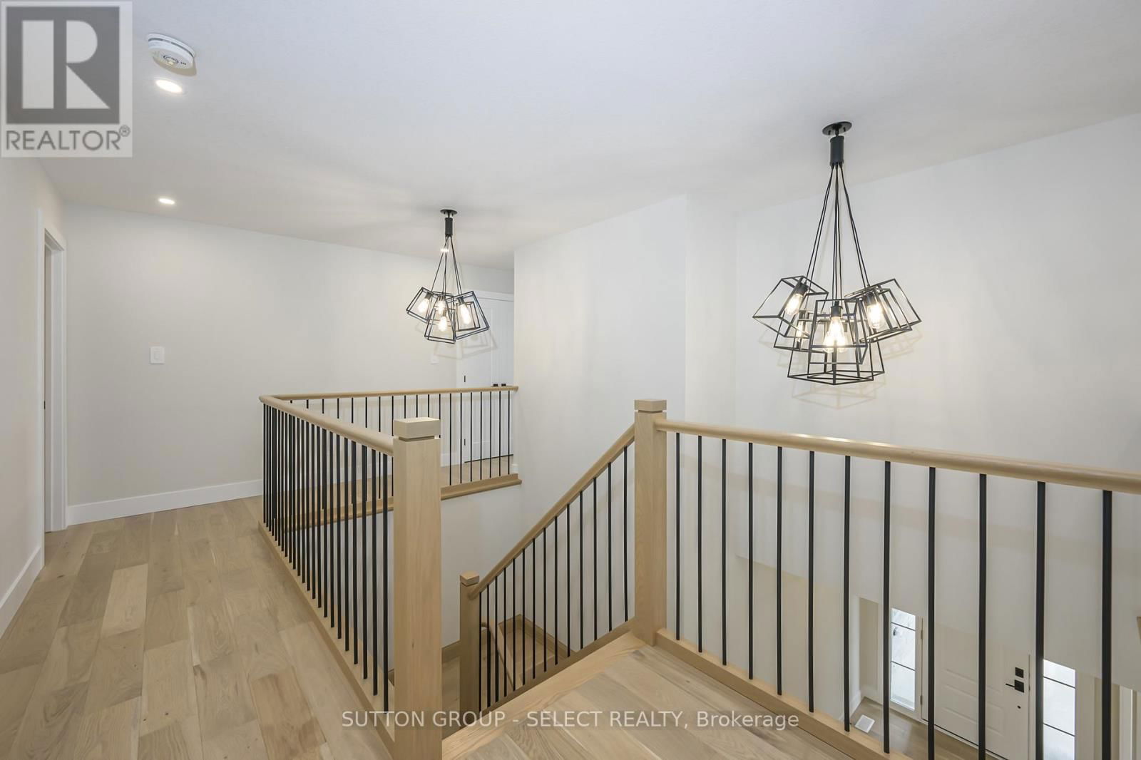 119 OPTIMIST DRIVE Image 19