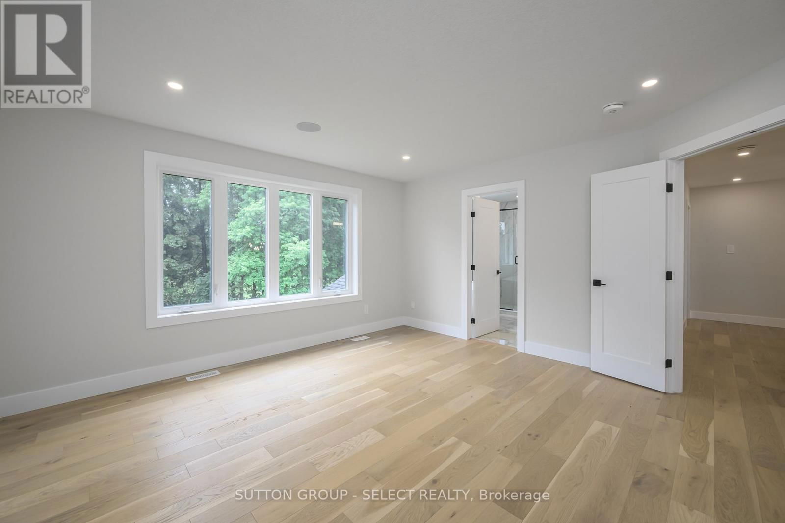119 OPTIMIST DRIVE Image 21