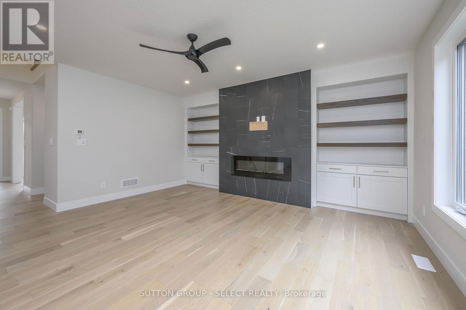 119 OPTIMIST DRIVE Image 8