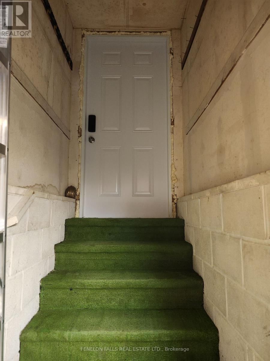2 PARK CRESCENT Image 28