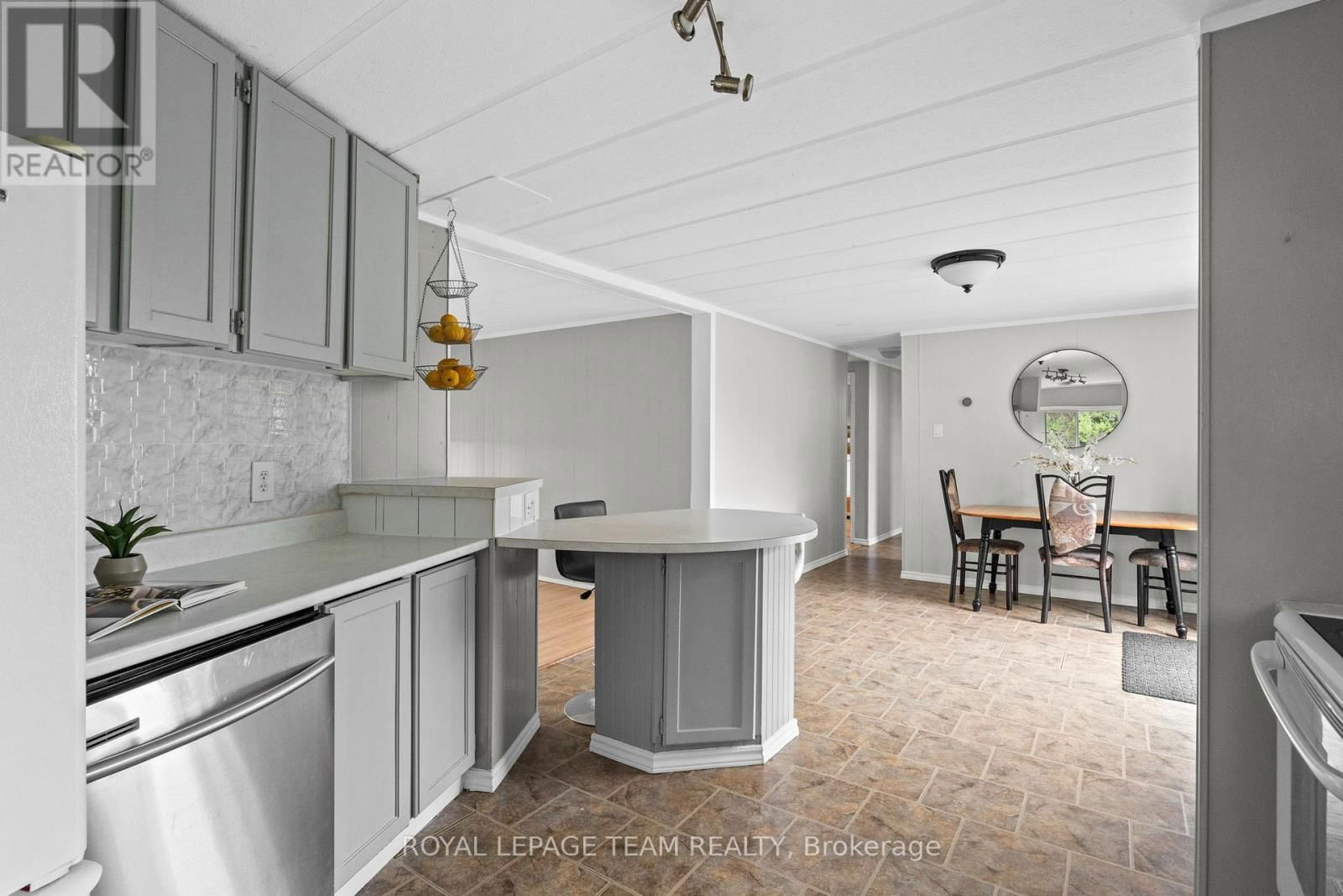 2176 DEVELOPMENT ROAD Image 13