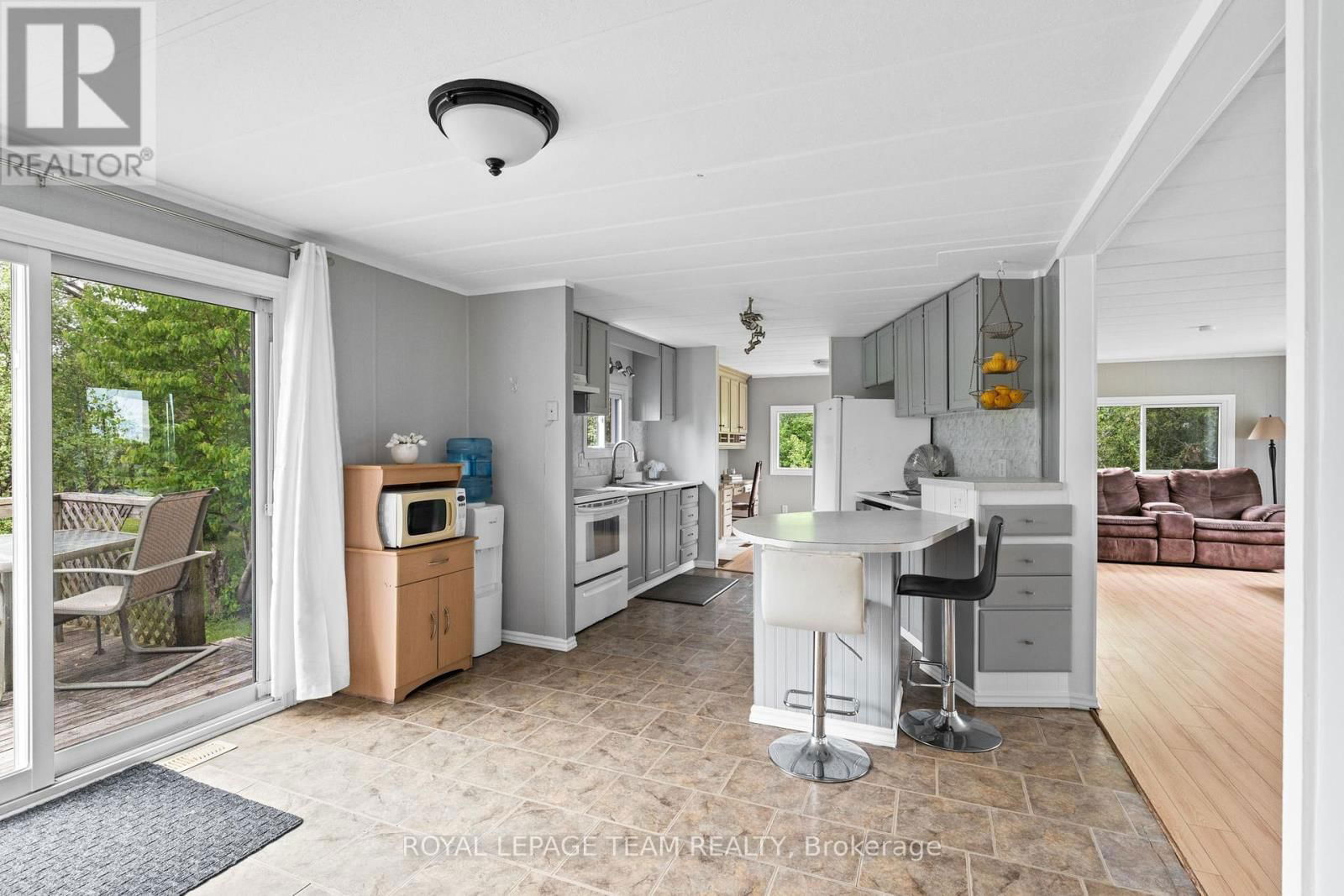 2176 DEVELOPMENT ROAD Image 14