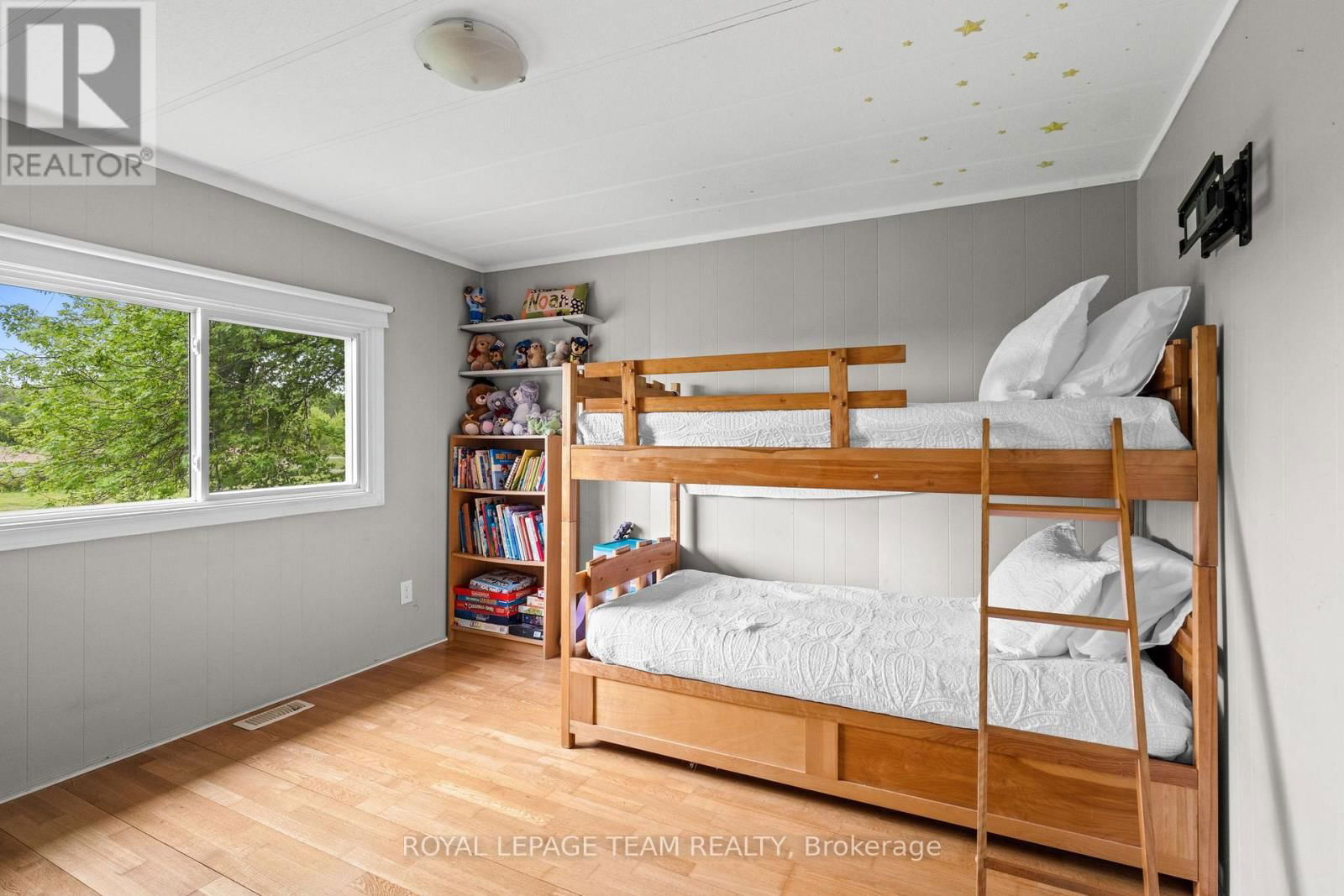2176 DEVELOPMENT ROAD Image 21