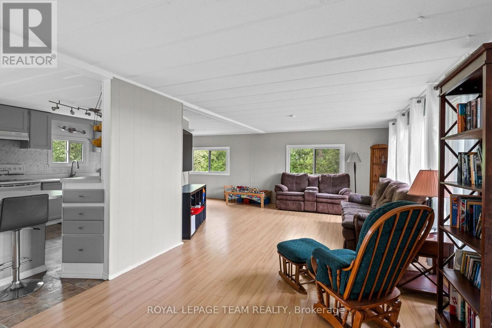2176 DEVELOPMENT ROAD Image 6