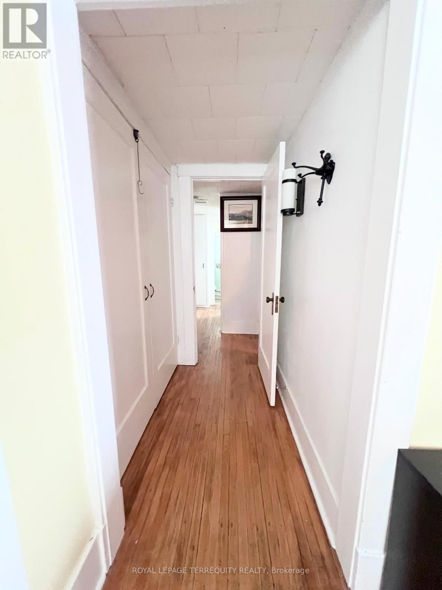 24 BRIDGE STREET WEST Image 21