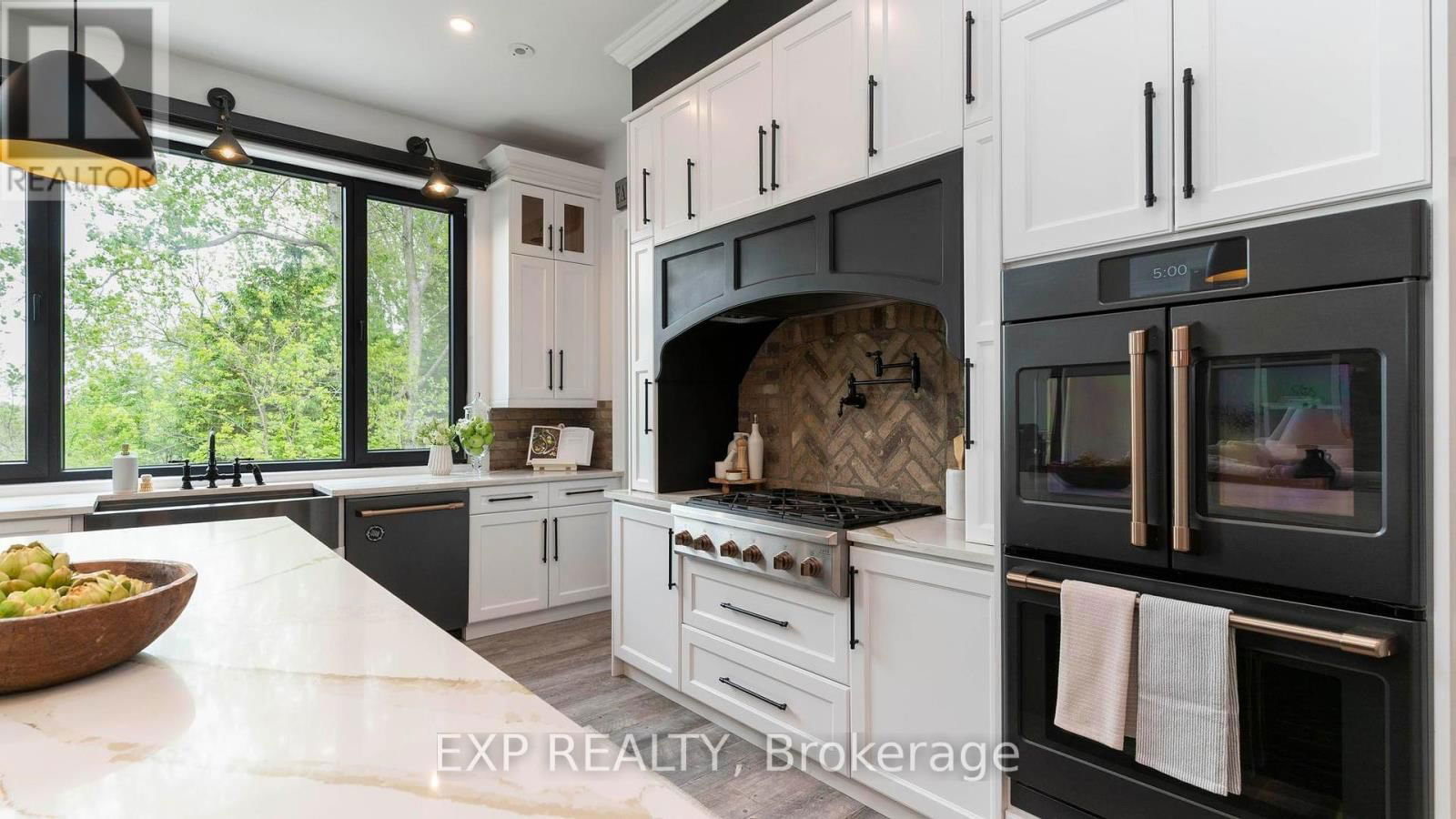 253 - 9861 GLENDON DRIVE Image 13