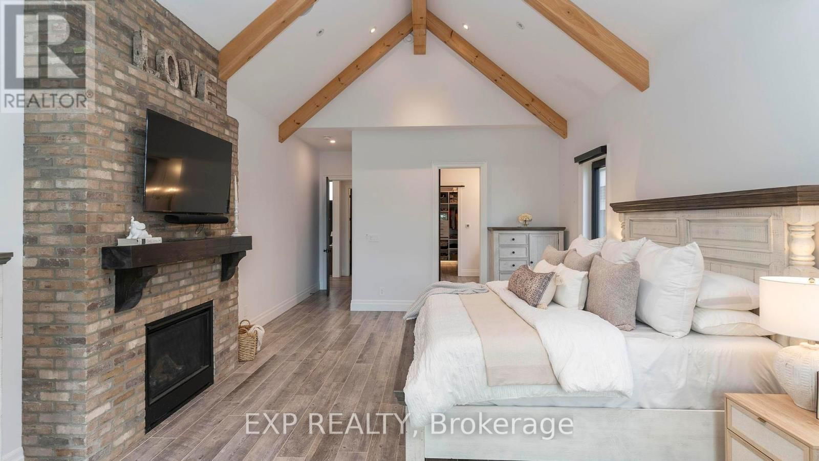 253 - 9861 GLENDON DRIVE Image 19