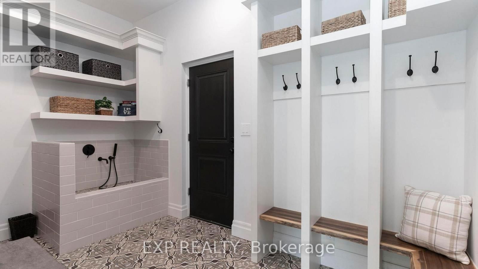 253 - 9861 GLENDON DRIVE Image 27