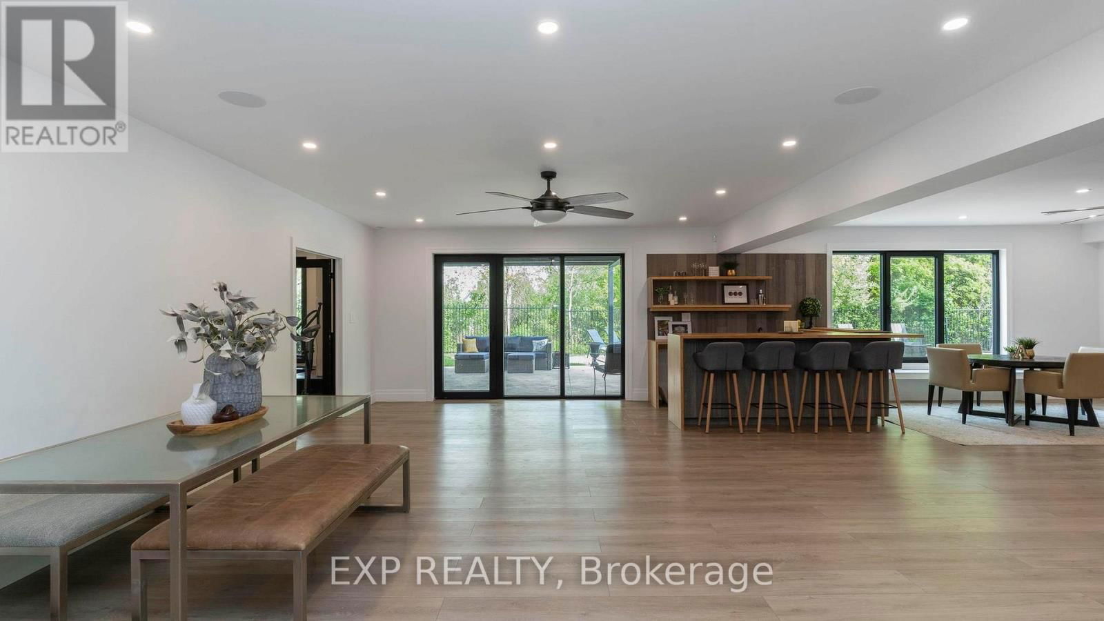 253 - 9861 GLENDON DRIVE Image 29