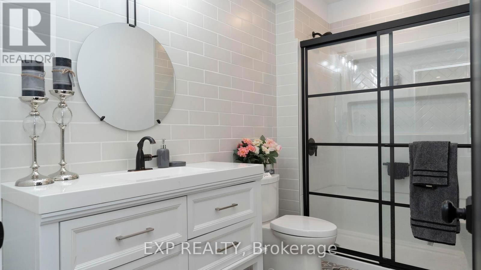 253 - 9861 GLENDON DRIVE Image 34