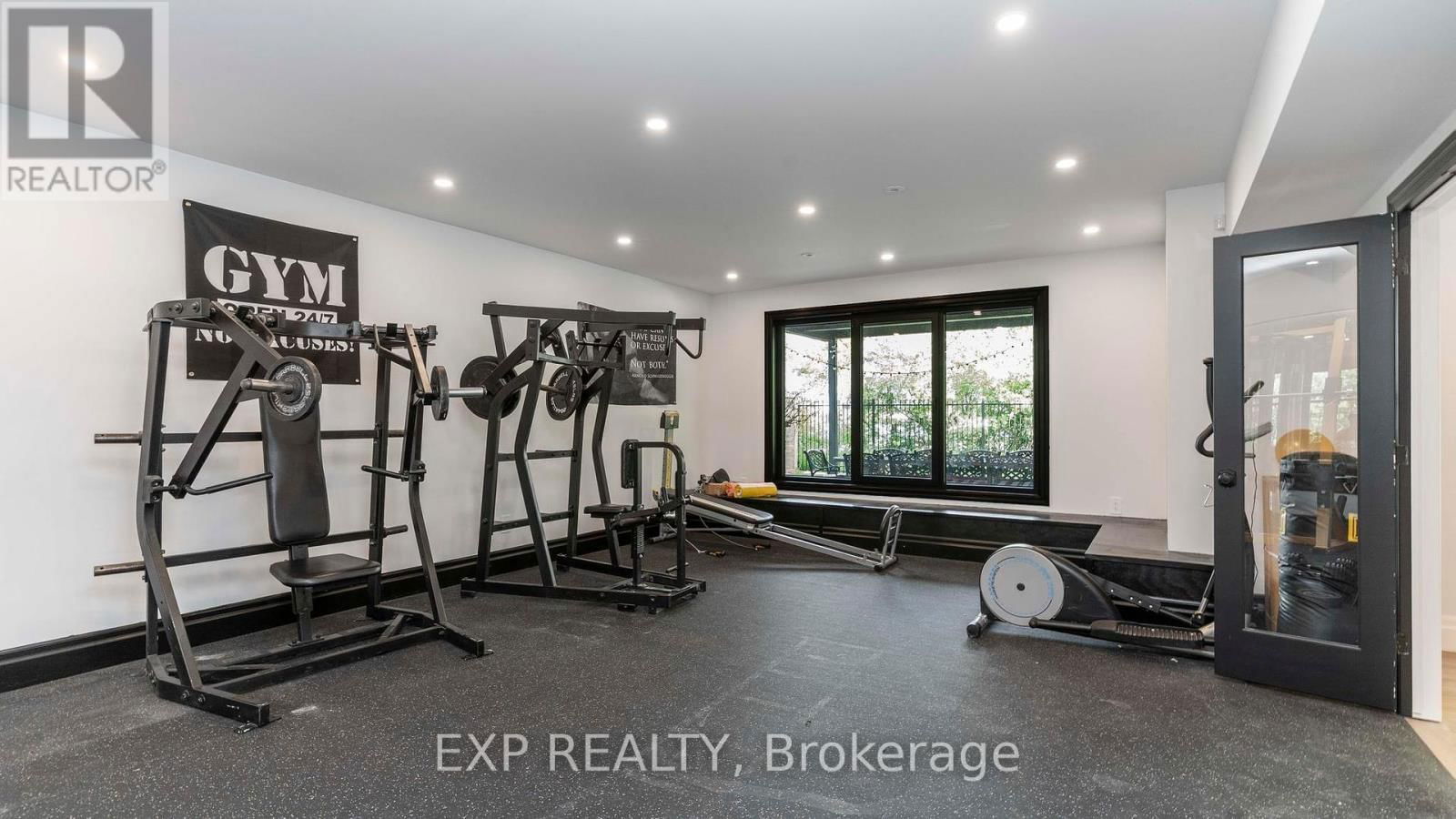 253 - 9861 GLENDON DRIVE Image 37