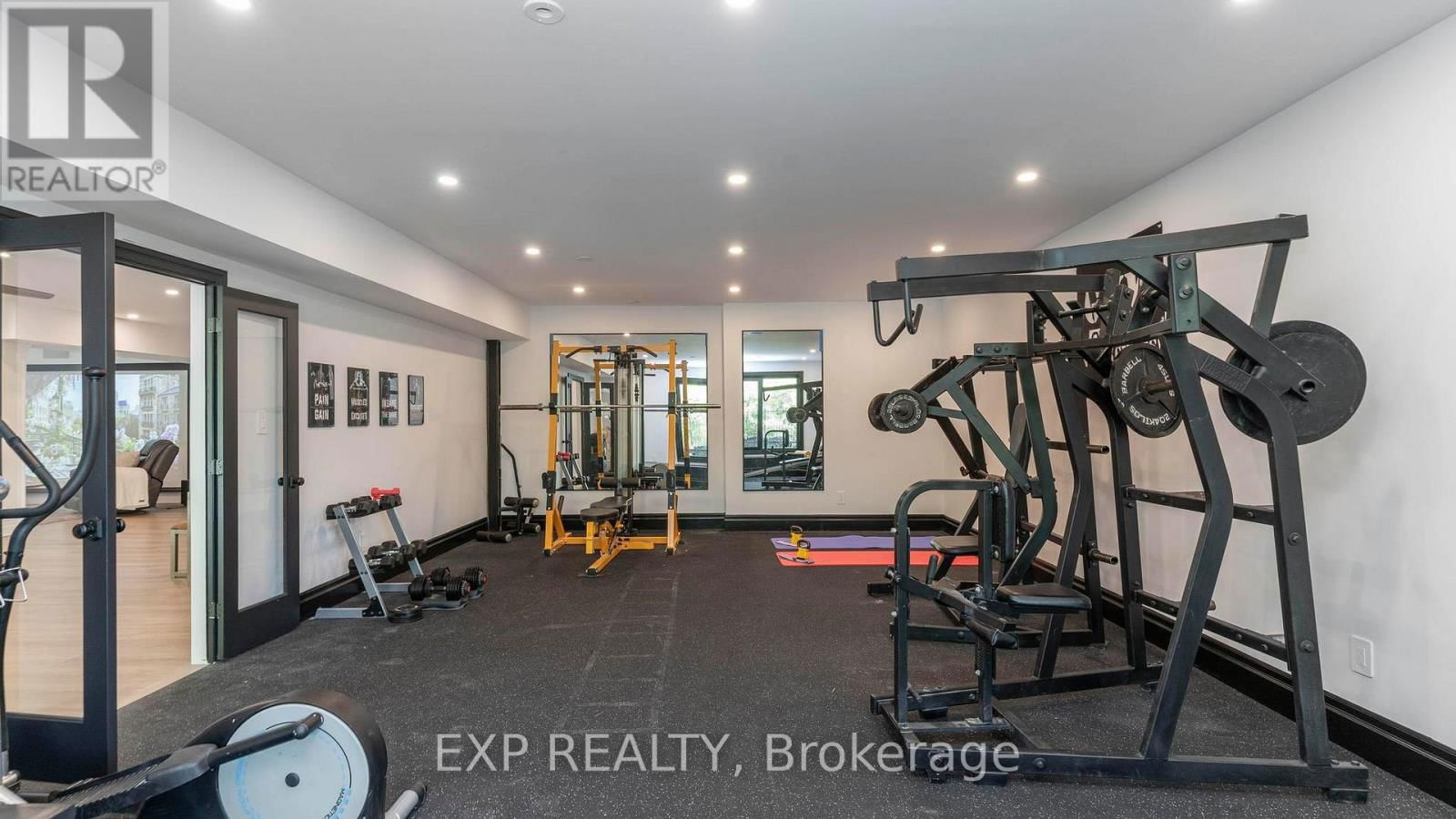 253 - 9861 GLENDON DRIVE Image 38