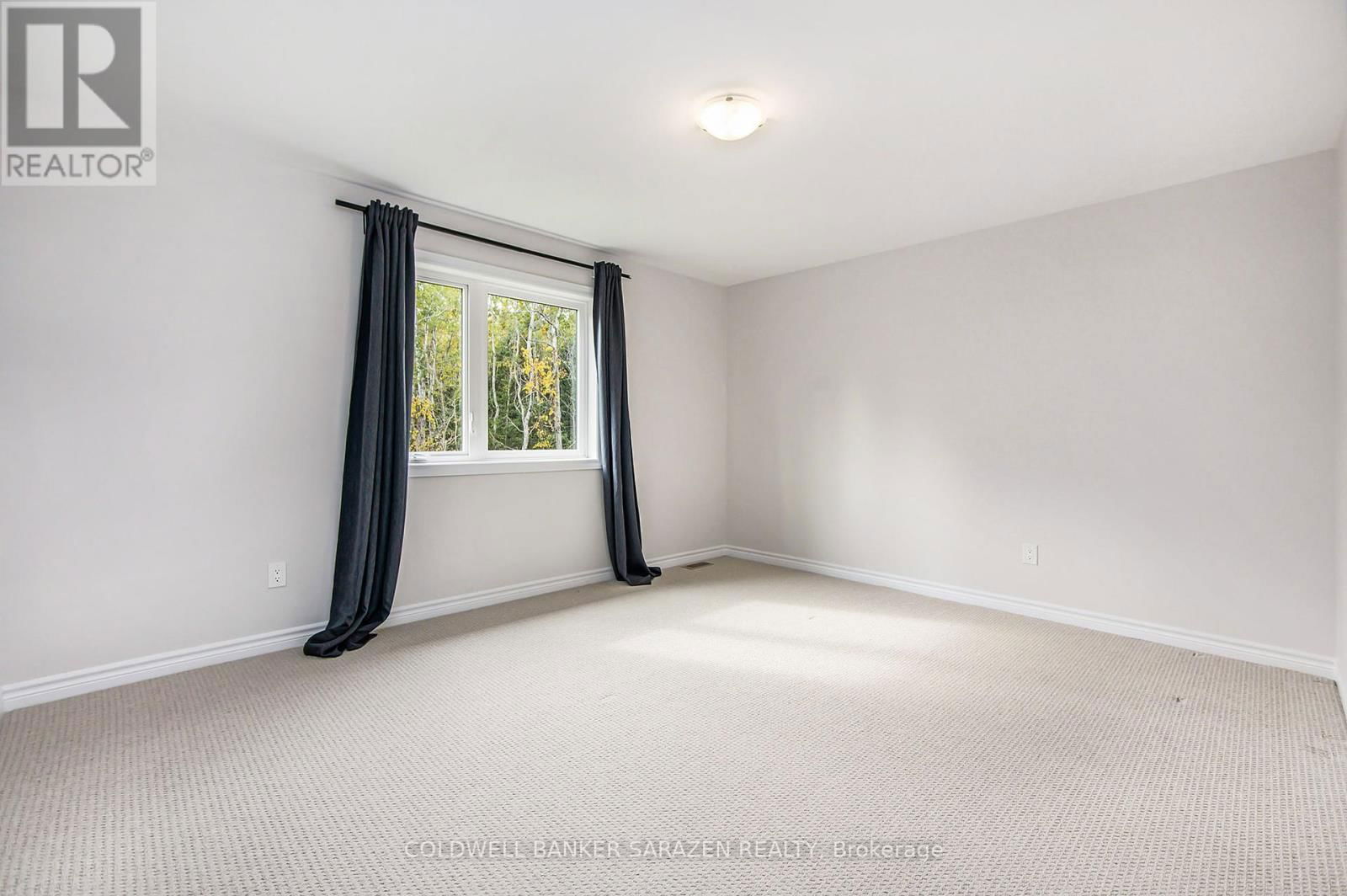 207 BLACKHORSE DRIVE Image 12