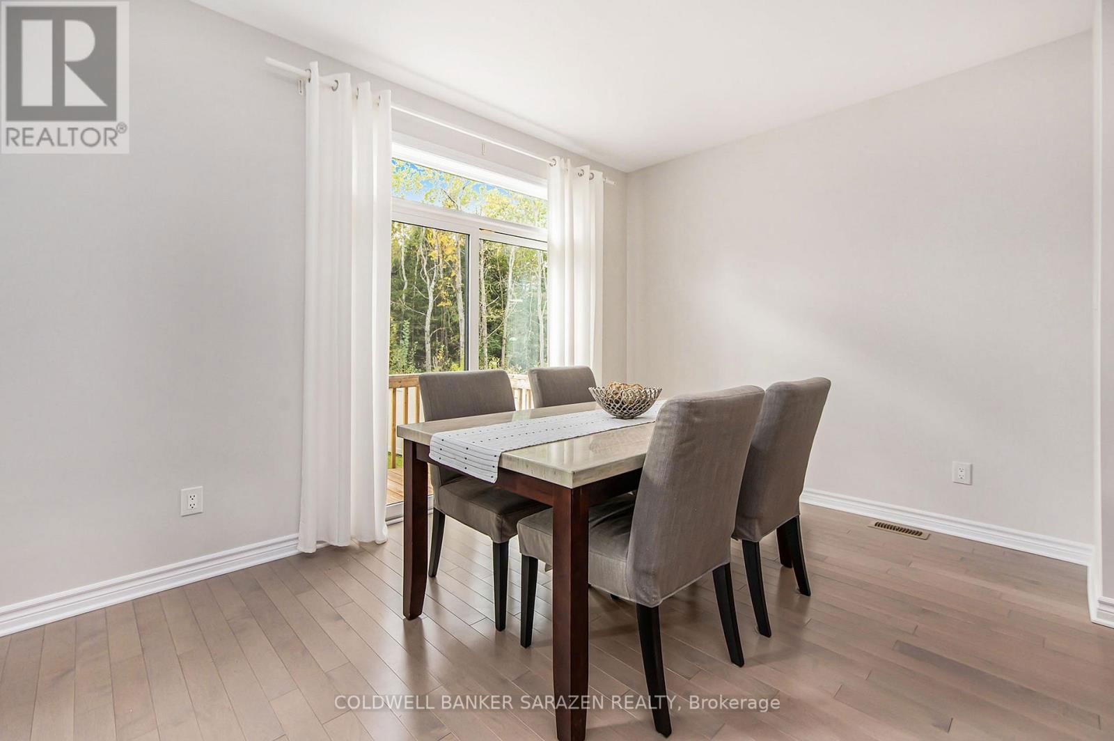 207 BLACKHORSE DRIVE Image 9