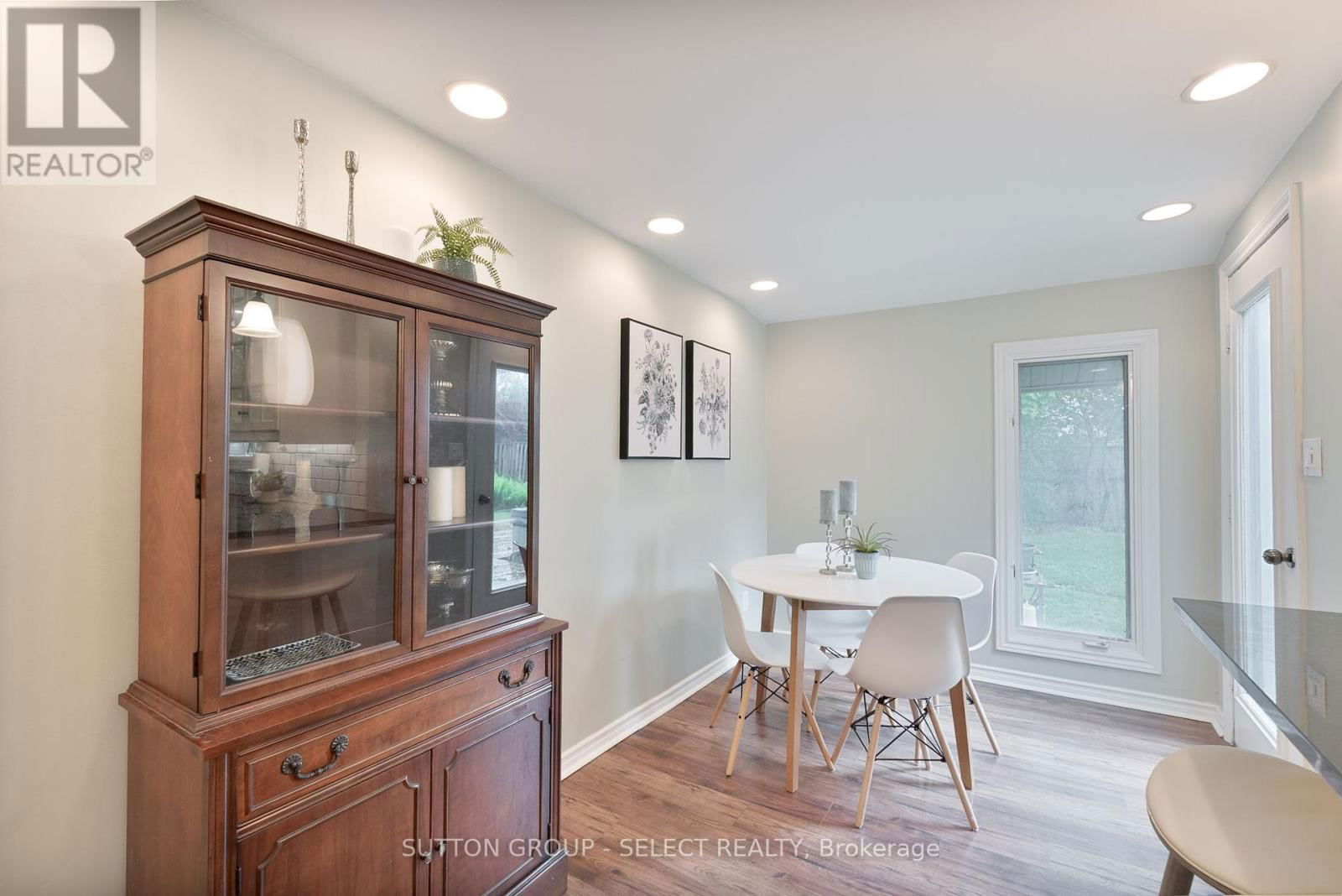 570 KINGSWAY AVENUE Image 17