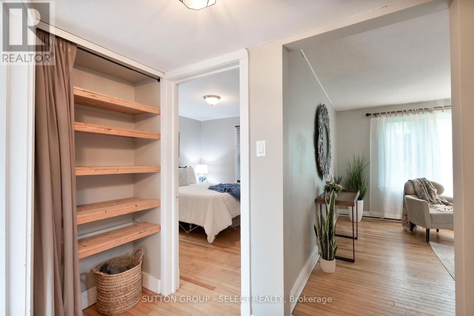 570 KINGSWAY AVENUE Image 19