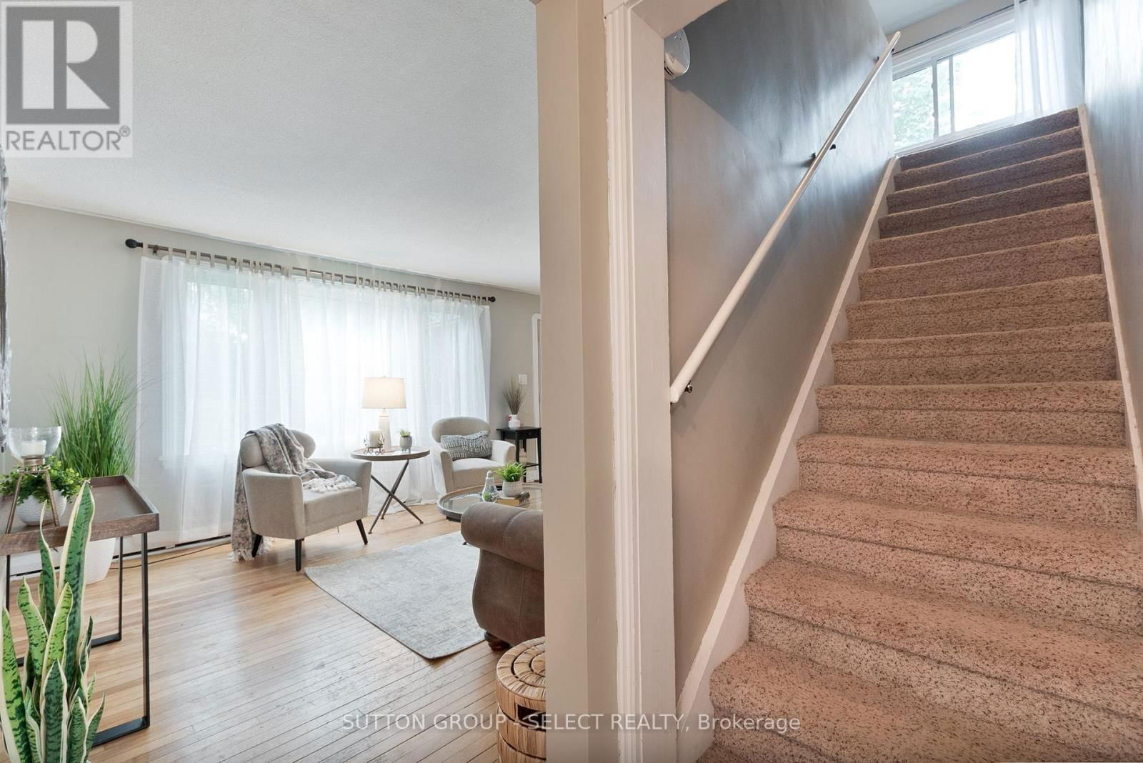 570 KINGSWAY AVENUE Image 29
