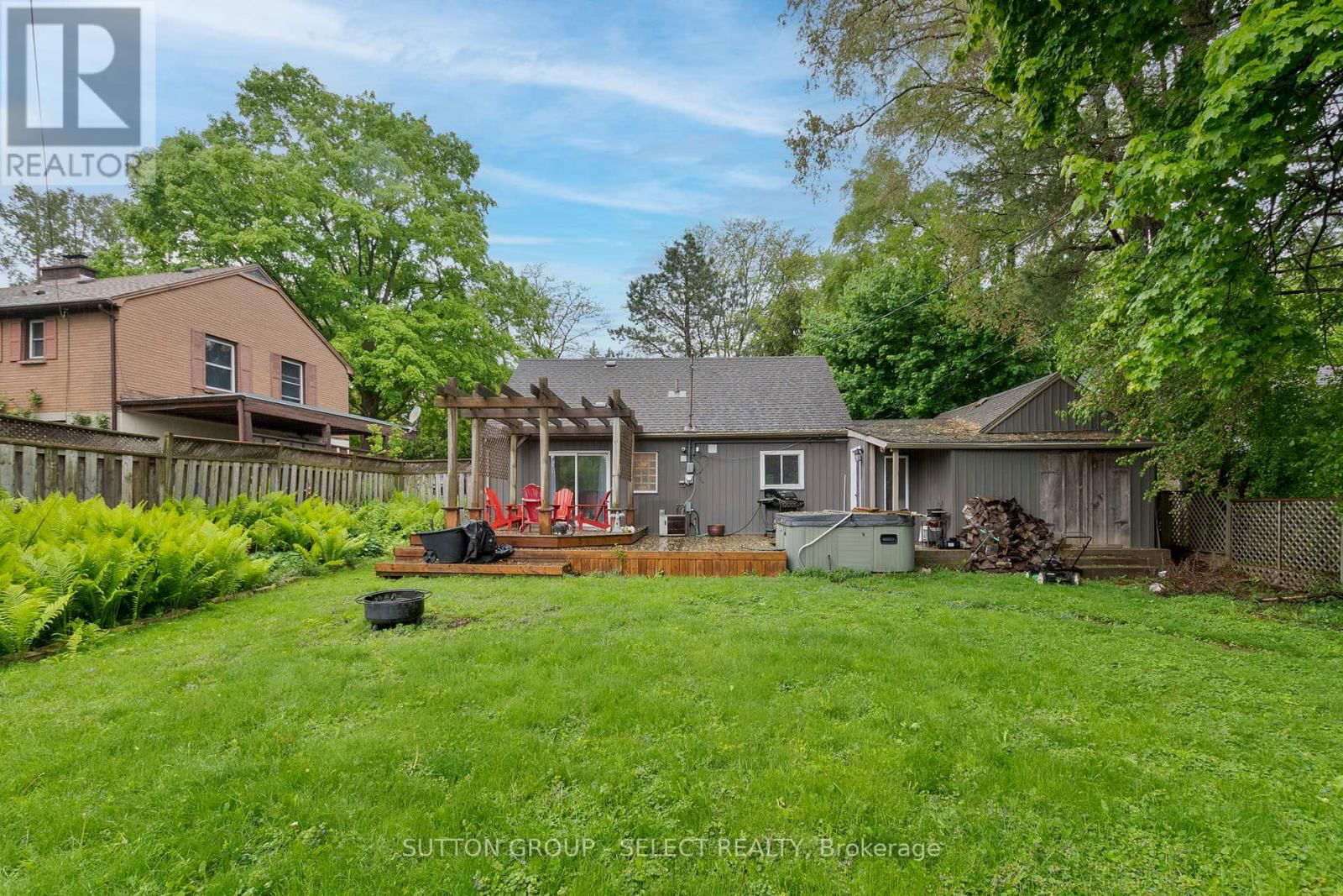 570 KINGSWAY AVENUE Image 43