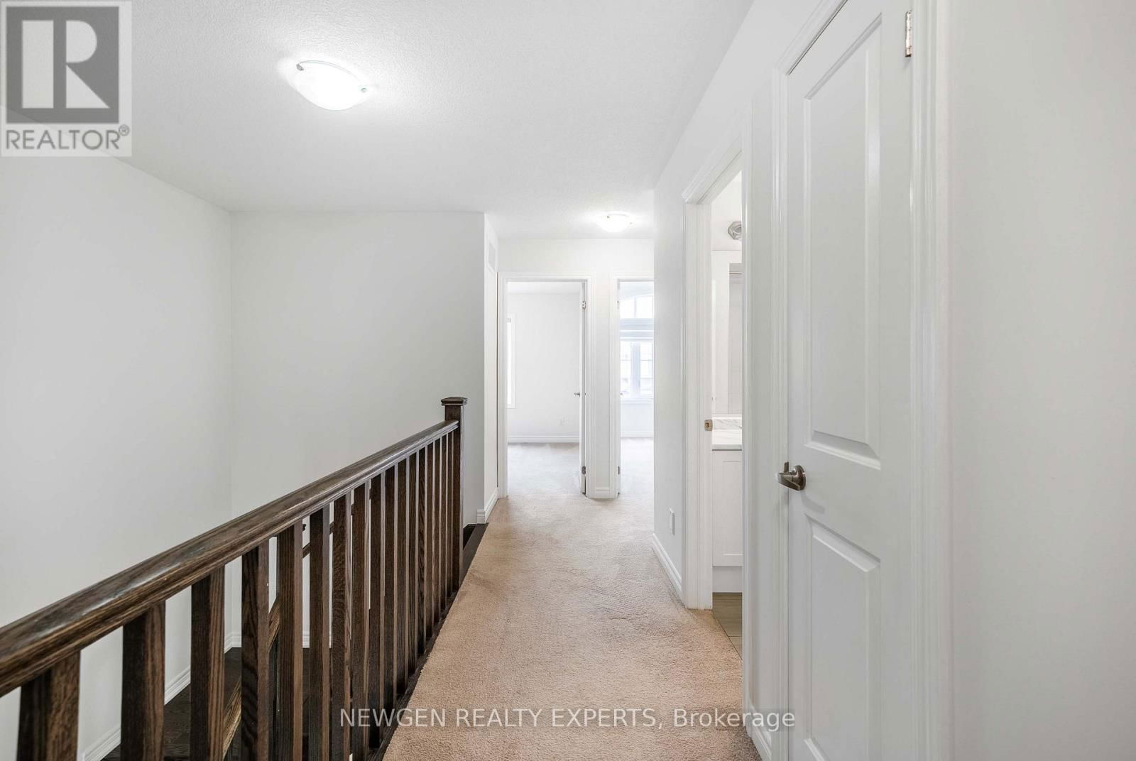 9 STONEHILL AVENUE Image 29