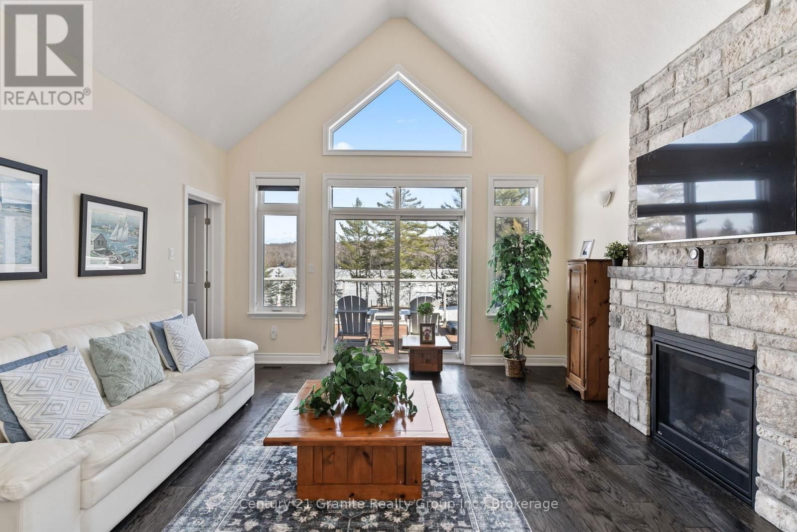 17 WEBB CIRCLE Image 14