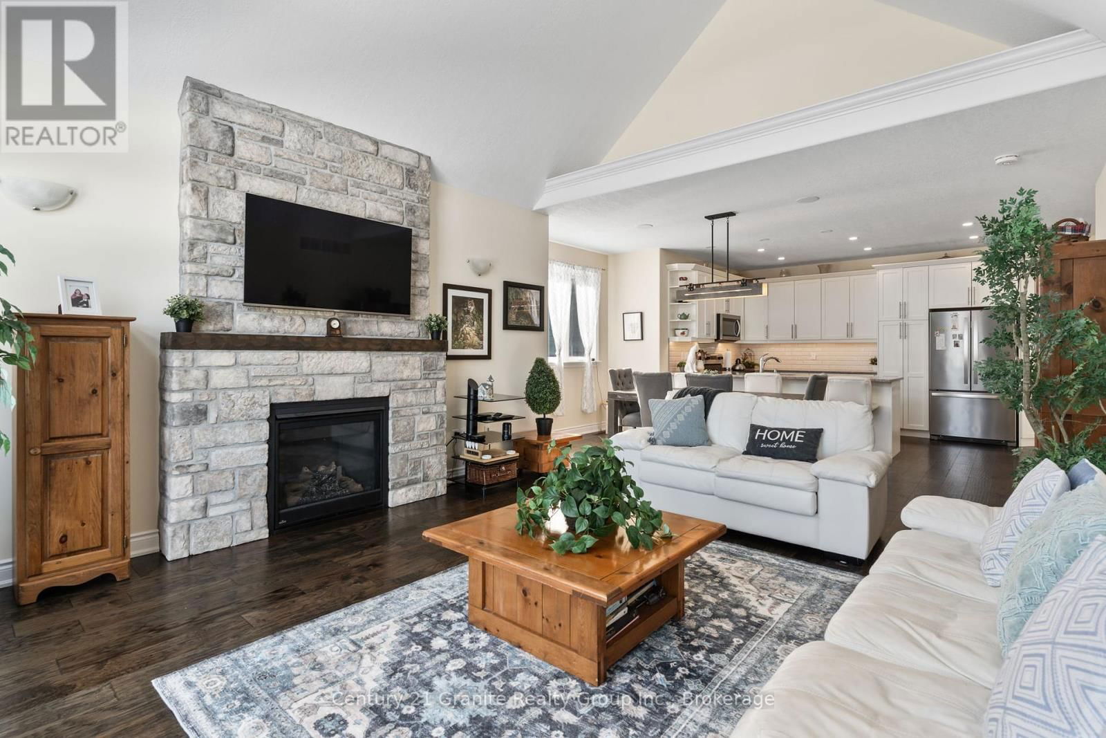 17 WEBB CIRCLE Image 16