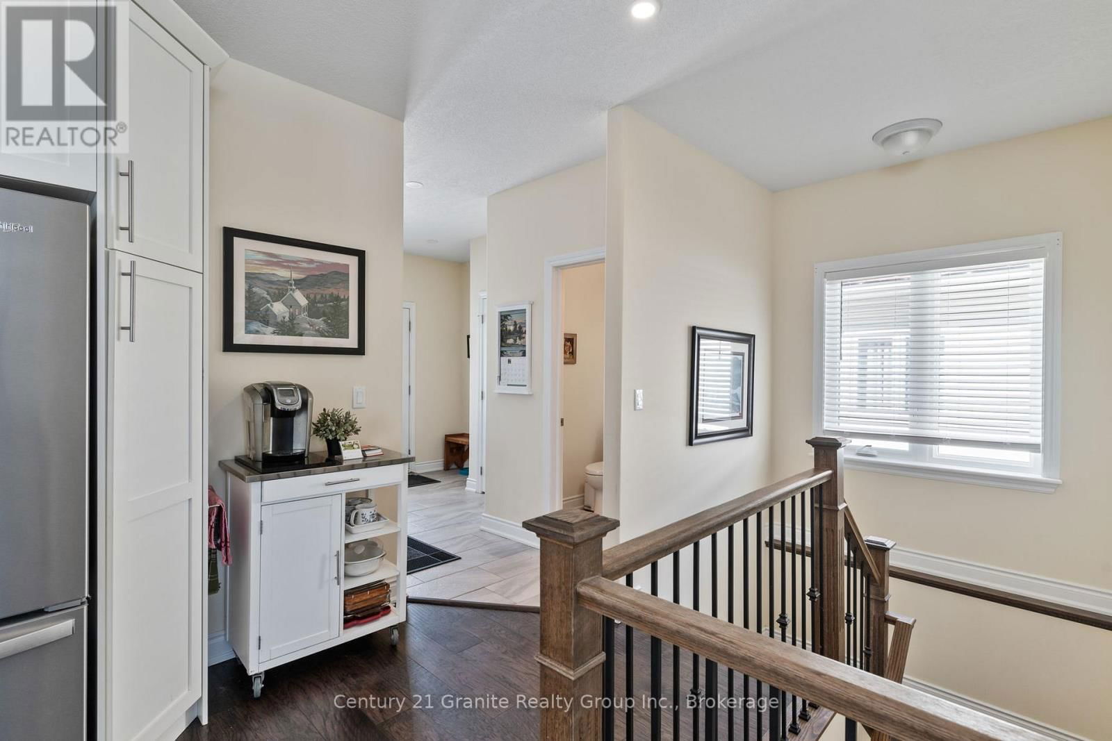 17 WEBB CIRCLE Image 21