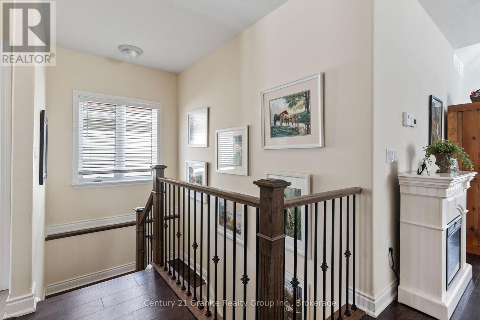17 WEBB CIRCLE Image 23
