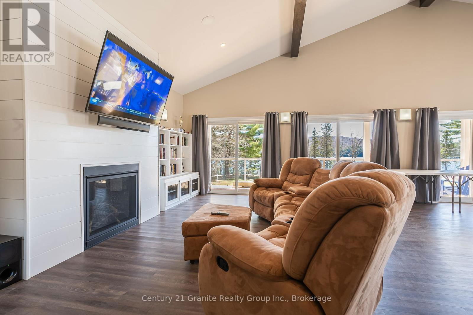 17 WEBB CIRCLE Image 40