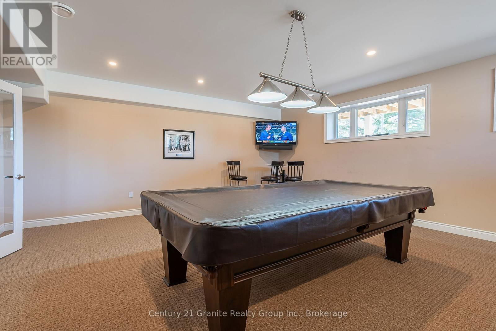 17 WEBB CIRCLE Image 41