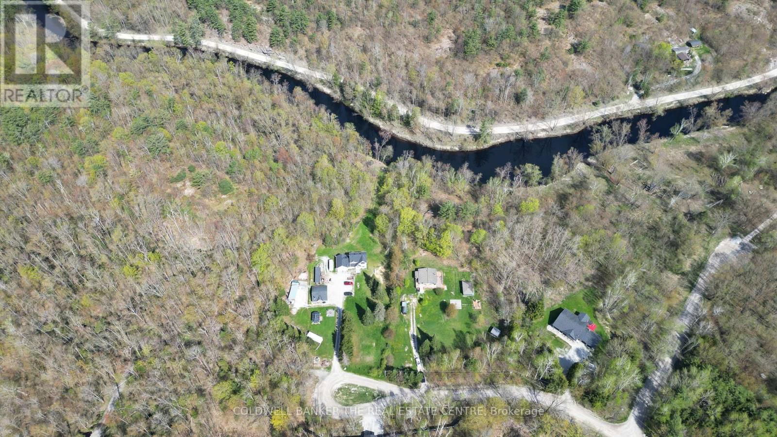 30 BROOKS LANE Image 3