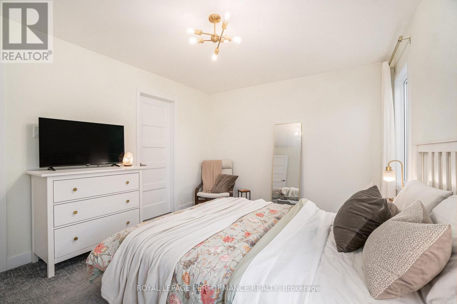 43 CHRISTIAN STREET Image 15
