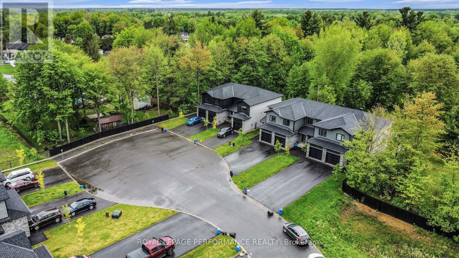 43 CHRISTIAN STREET Image 2