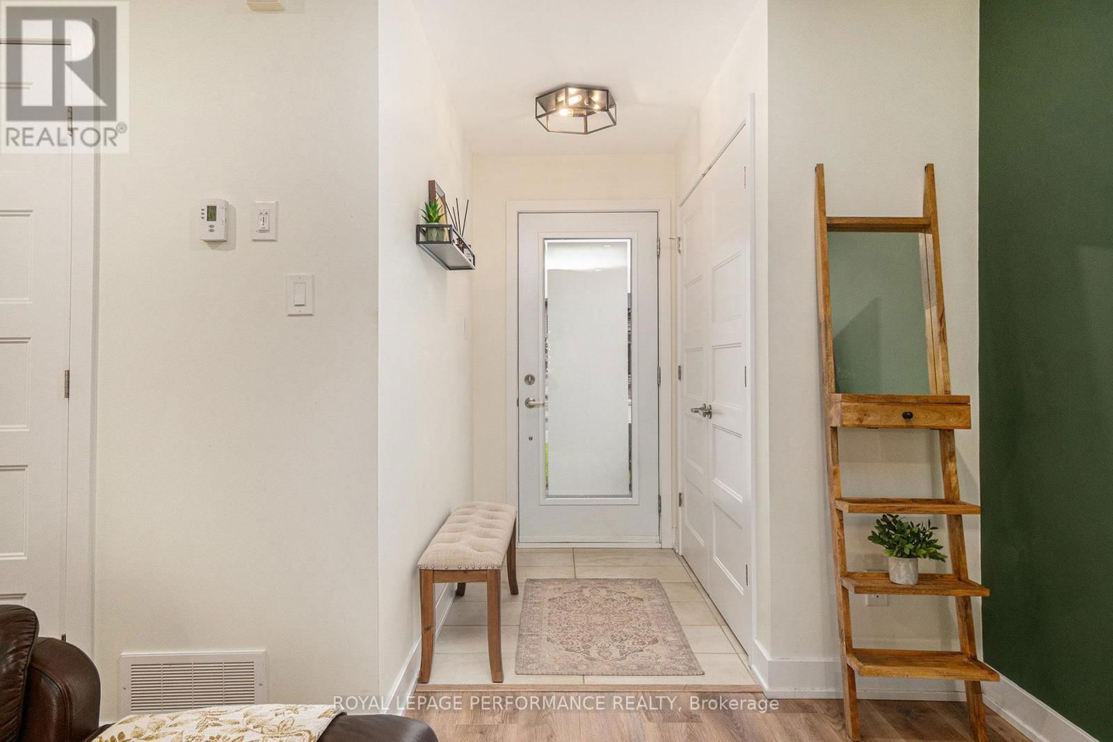 43 CHRISTIAN STREET Image 3