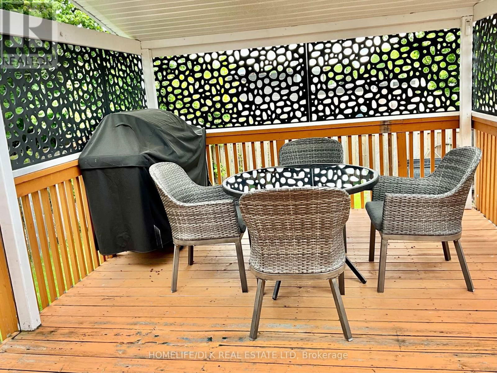 1327 BORDEN CRESCENT Image 19