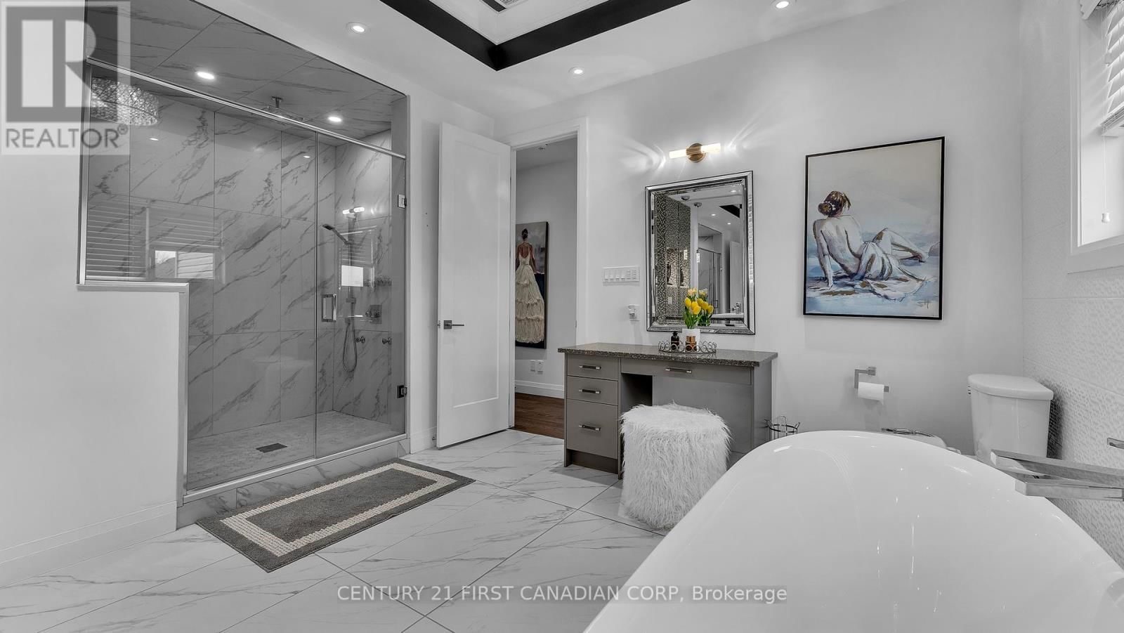 6584 FRENCH AVENUE Image 31
