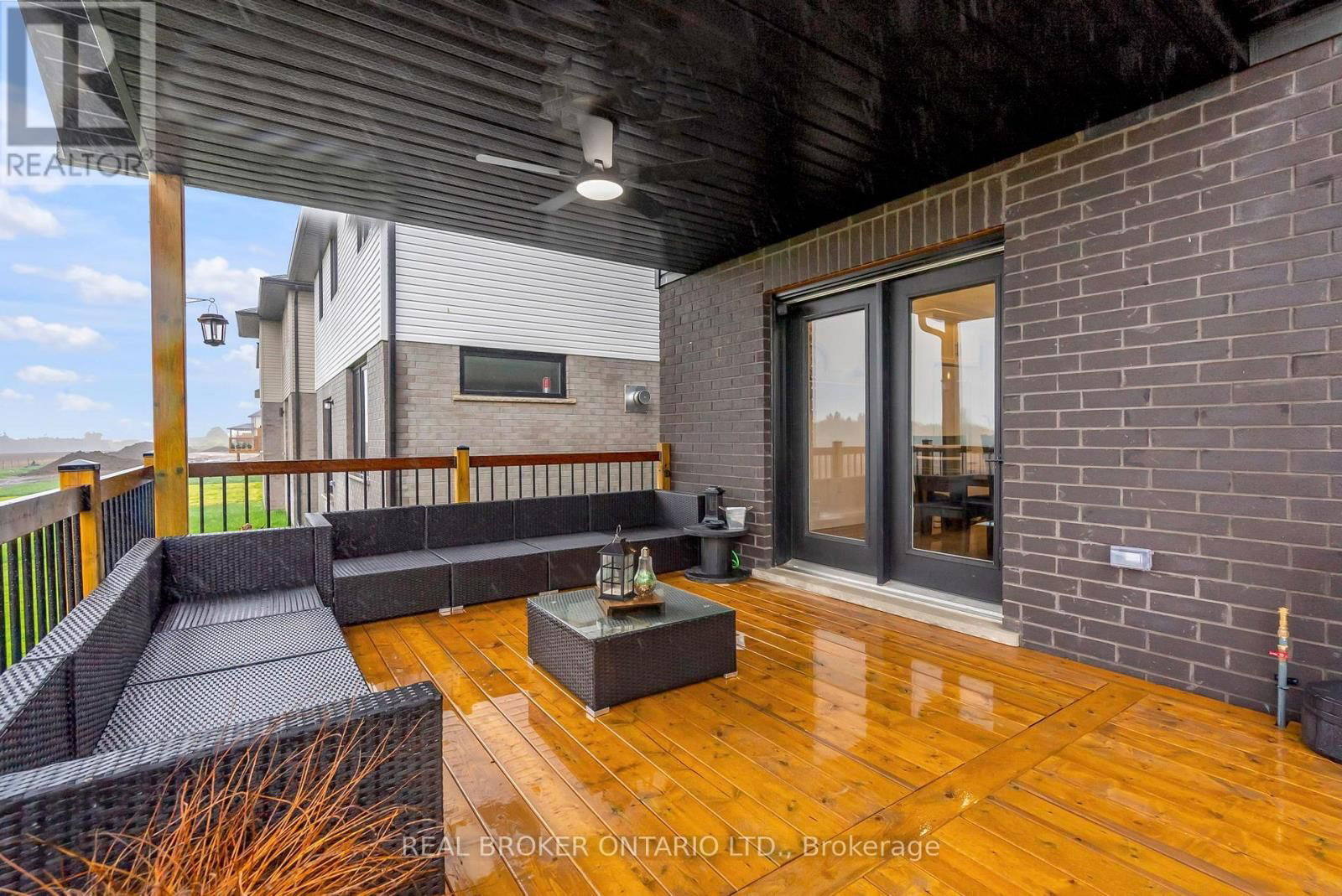 186 SCHMIDT DRIVE Image 28