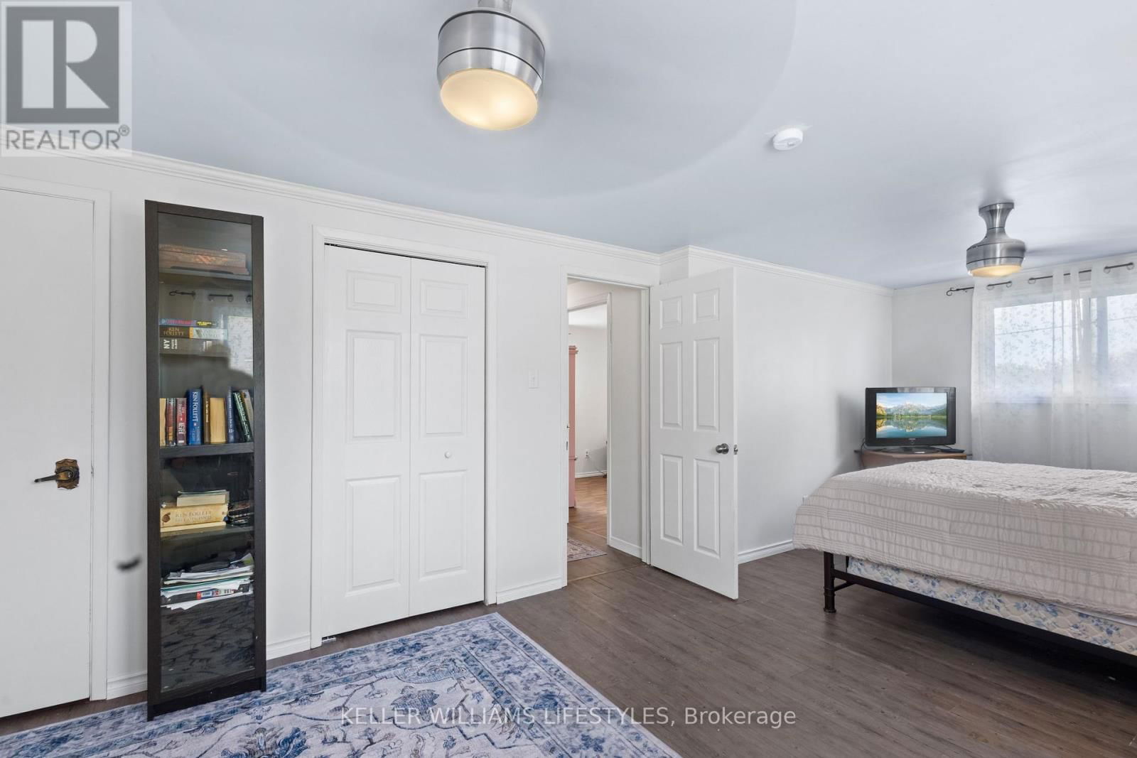 13 IDSARDI AVENUE Image 20