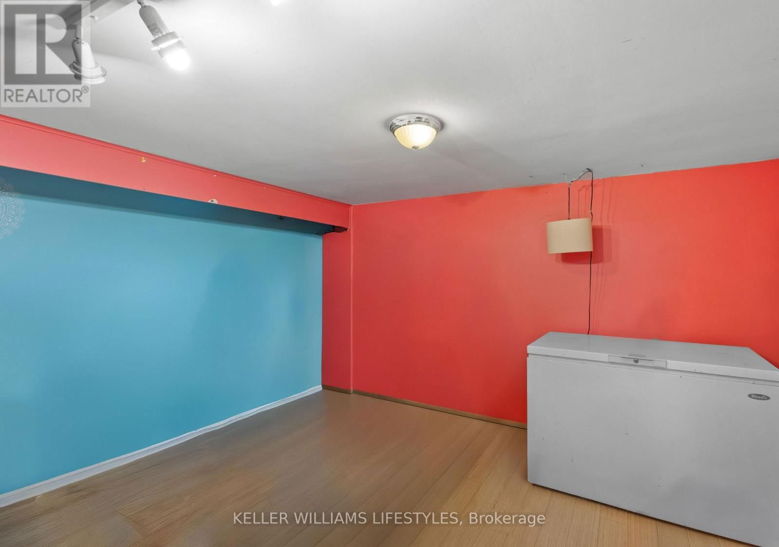 13 IDSARDI AVENUE Image 28